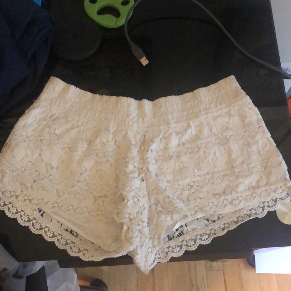 Abercrombie white lace shorts